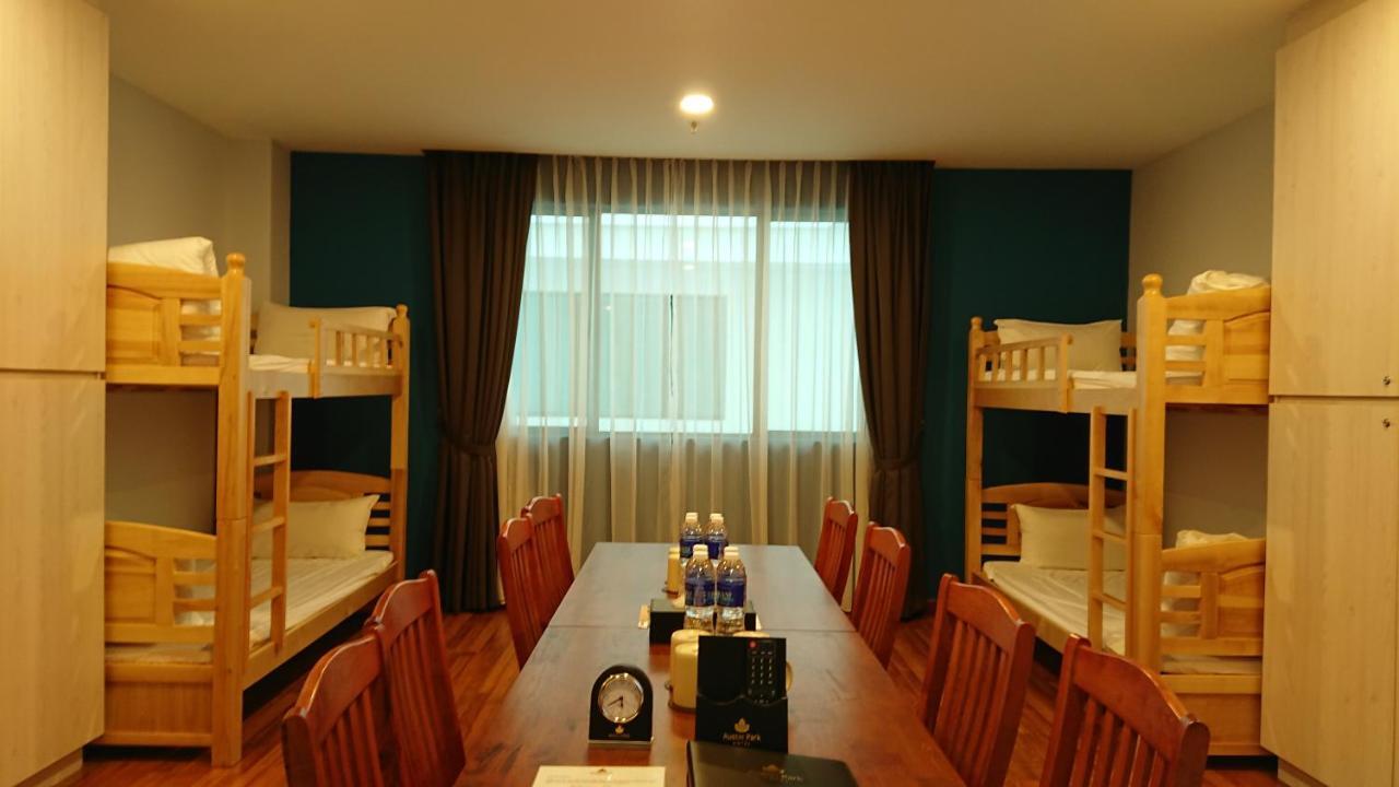 ออสติน พาร์ค โฮเต็ล Hotel ยะโฮร์บาห์รู ภายนอก รูปภาพ