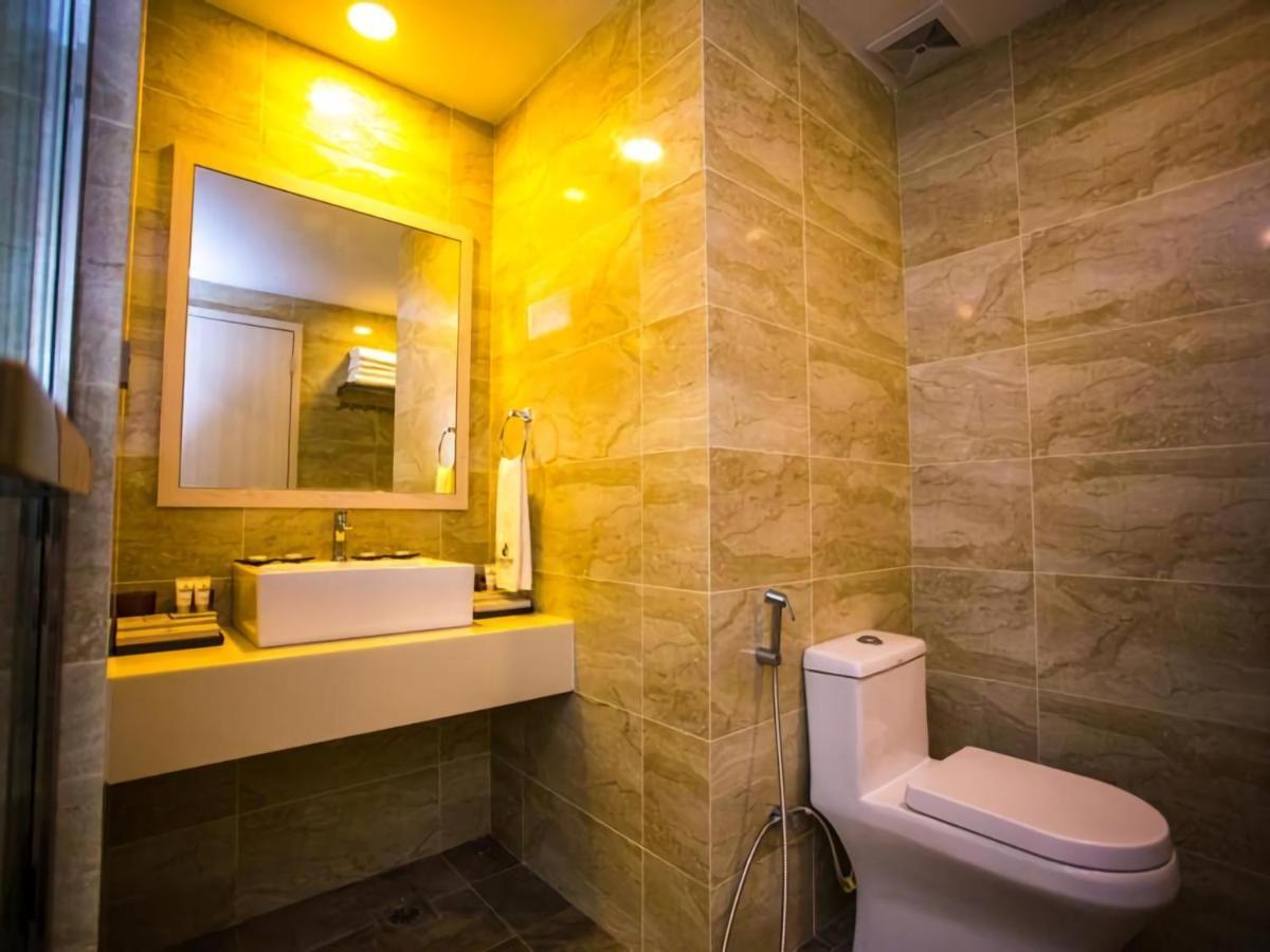 ออสติน พาร์ค โฮเต็ล Hotel ยะโฮร์บาห์รู ภายนอก รูปภาพ